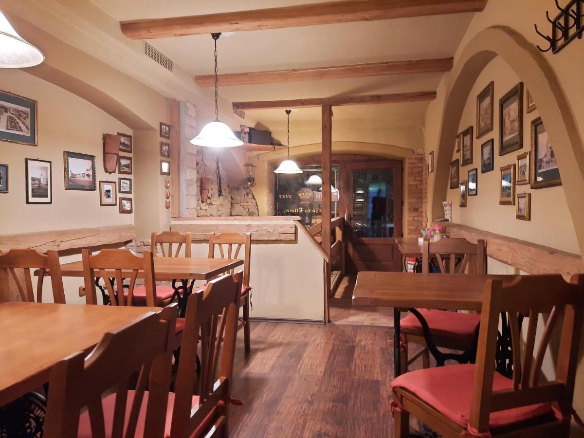 Korona Panzio Bed & Breakfast Odorheiu Secuiesc Exterior photo