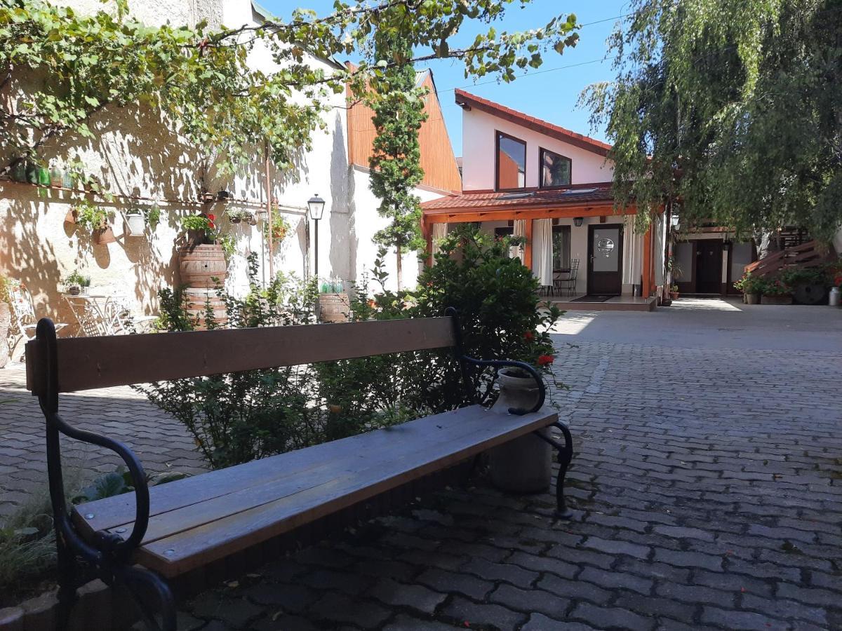 Korona Panzio Bed & Breakfast Odorheiu Secuiesc Exterior photo