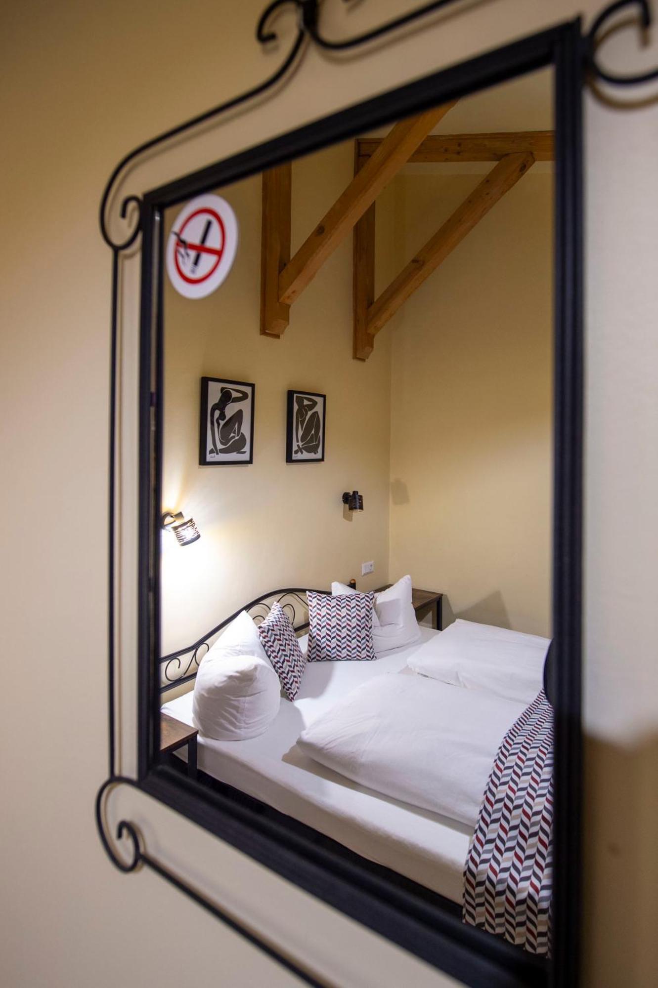 Korona Panzio Bed & Breakfast Odorheiu Secuiesc Exterior photo